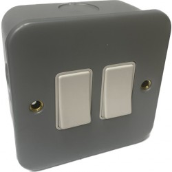 Niglon Metalclad 2 Gang 2 Way Switch