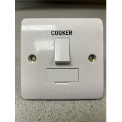 Scolmore Click Mode CMA651 / Cooker Connection Unit Switched 13Amp Engraved Cooker
