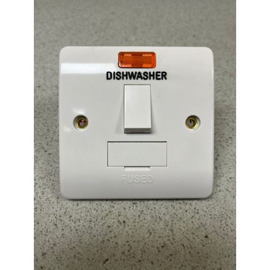 Scolmore Click Mode CMA652 / DW Connection Unit Switched 13Amp Engraved Dish Washer