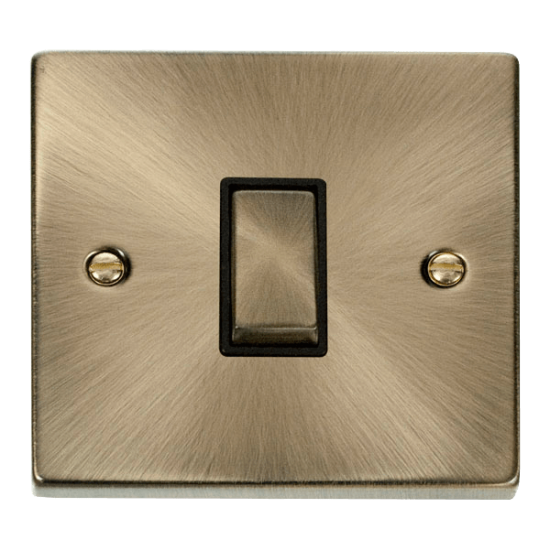VPAB411BK Deco 1 Gang 2 Way 'Ingot' 10AX Switch -