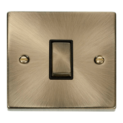 VPAB425BK Deco 1 Gang Intermediate 'Ingot' 10AX Sw