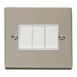 VPPN013WH Deco 3 Gang 2 Way 10AX Switch - White