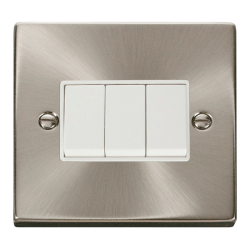 VPSC013WH Deco 3 Gang 2 Way 10AX Switch - White