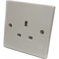 Niglon  S131 13 Amp Un-Switched Single Socket