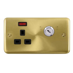 DPSB655BK Deco Plus 13A 1G DP LOCKABLE SKT NEON DE