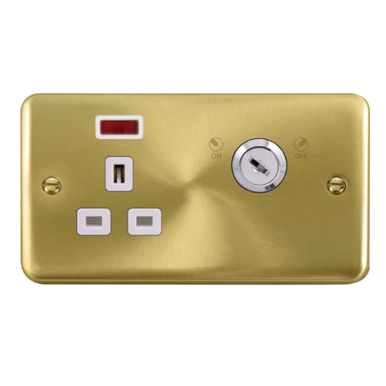 DPSB655WH Deco Plus 13A 1G DP LOCKABLE SKT NEON DE