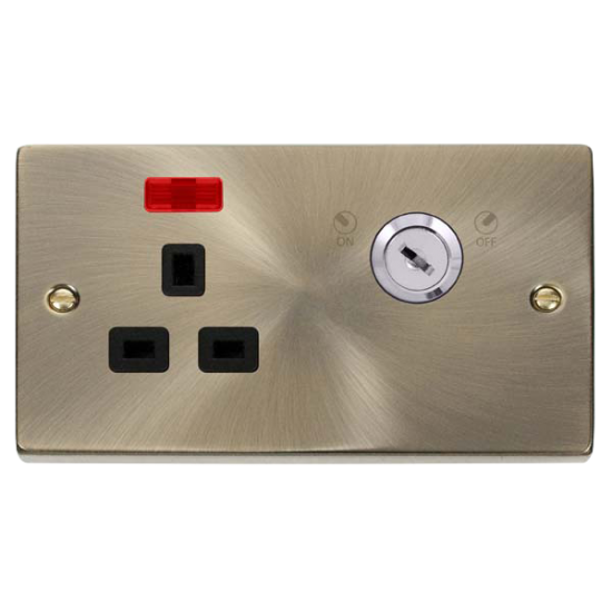 VPAB655BK Deco 13A 1G DP LOCKABLE SKT W NEON DECO