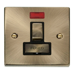 VPAB752BK Deco 13A Fused 'Ingot' Switched Connecti