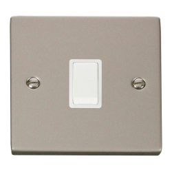 VPPN622WH Deco 20A 1 Gang DP Switch - White