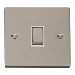 VPPN722WH Deco 20A 1 Gang DP 'Ingot' Switch - Whit