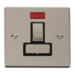 VPPN752BK Deco 13A Fused 'Ingot' Switched Connecti