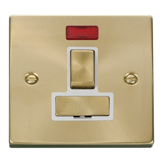 VPSB752WH Deco 13A Fused 'Ingot' Switched Connecti
