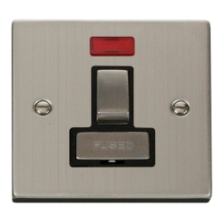 VPSS752BK Deco 13A Fused 'Ingot' Switched Connecti