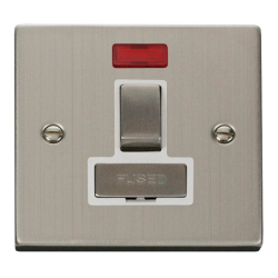 VPSS752WH Deco 13A Fused 'Ingot' Switched Connecti