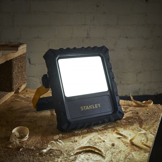 Forum Stanley SXLS31329E Rechargeable Work Light LED IP54 10W