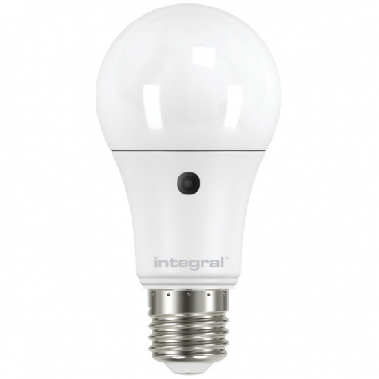 Integral ILGLSE27SC043 LED 8W 2700K E27 Non Dimmable Dusk To Dawn Sensor Lamp