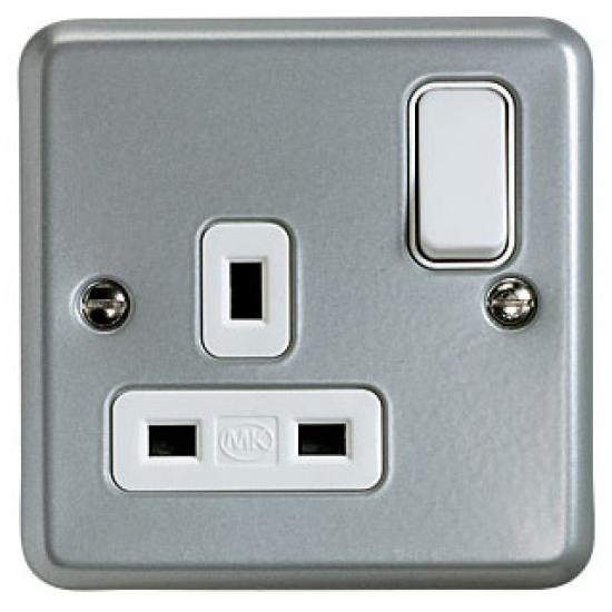 MK K2977ALM 13 Amp Single Socket Metalclad