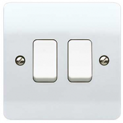 MK K4872Whi 10A 2 Way 2 Gang Switch