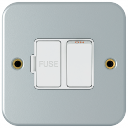 Niglon Metalclad 13 Amp Switched Fused Spur