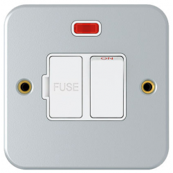 Niglon Metalclad 13 Amp Switched Fused Spur Neon