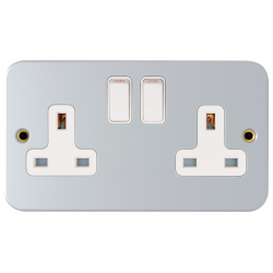 Niglon Metalclad 13 Amp Switched Twin Socket