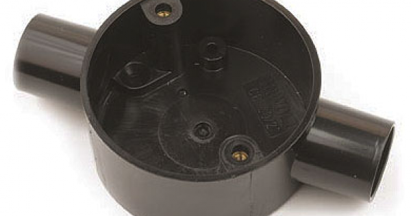 Plastic Conduit Through Box 20mm Black
